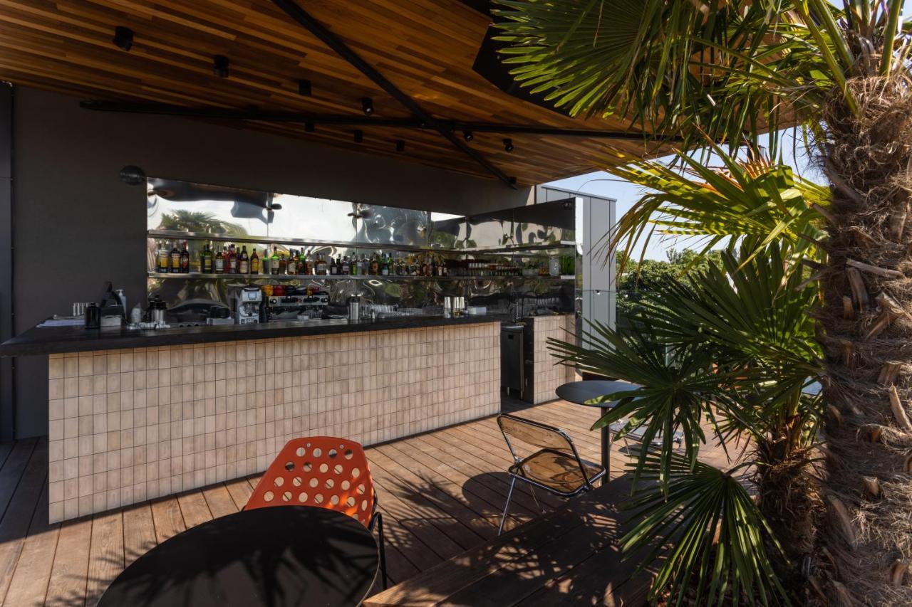Brik Hotel Odessa Zewnętrze zdjęcie