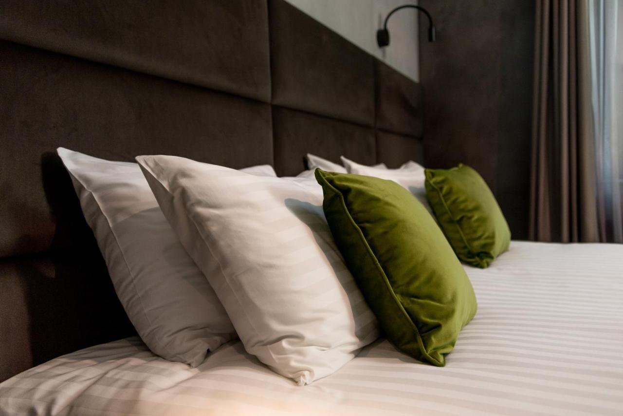 Brik Hotel Odessa Zewnętrze zdjęcie